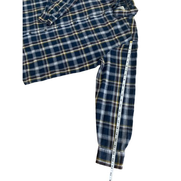 St. John's Bay Mens Flannel Shirt Blue Plaid Button-Down Long Sleeve Size XL - Picture 6 of 9